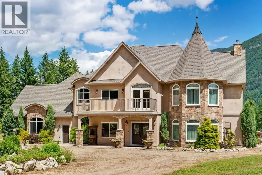 1480 Nighthawk Drive, Castlegar